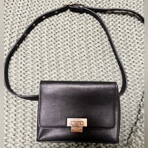 Matt & Natt black belt bag